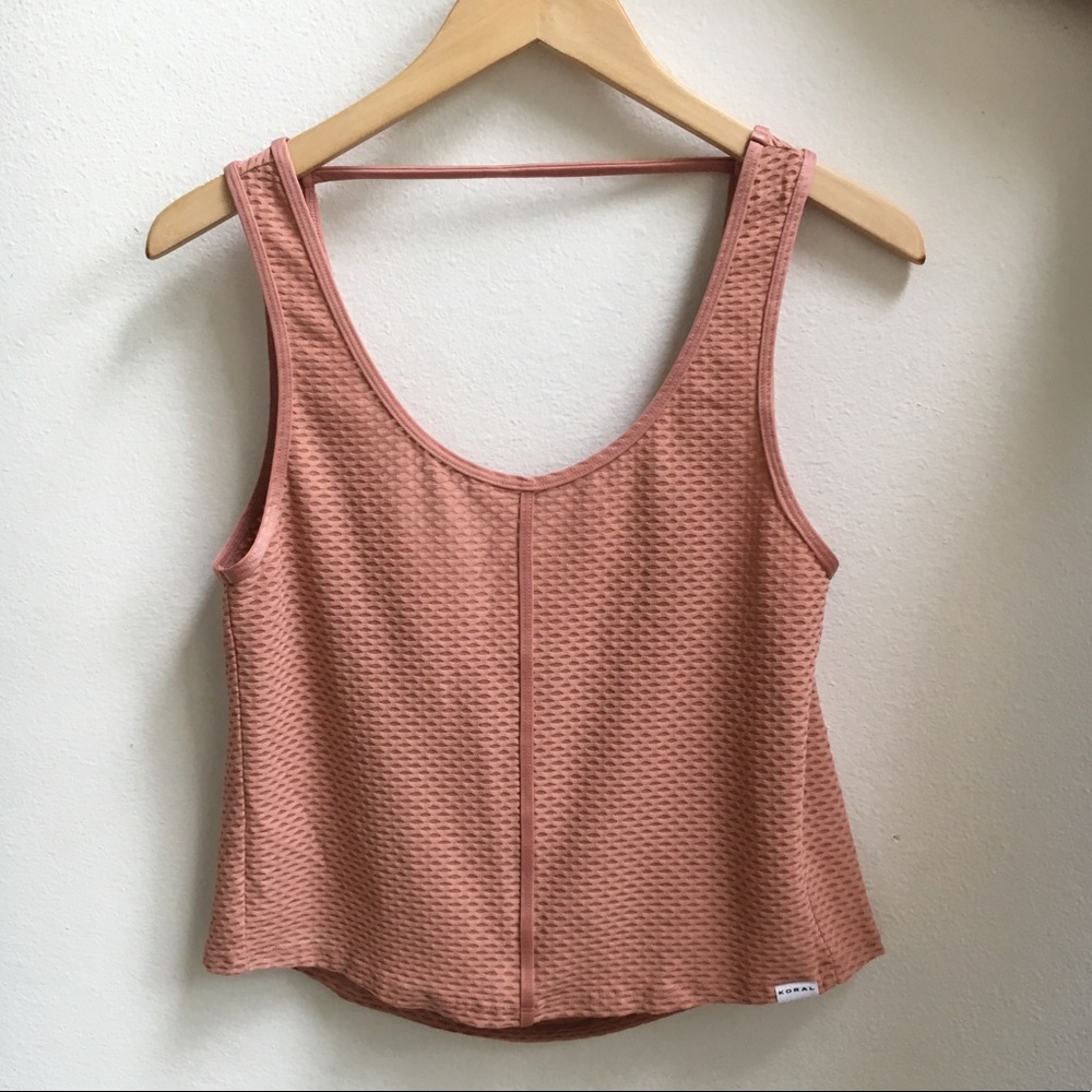 Koral rose color crop tank sz S